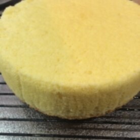 初心者でも失敗ない共立てのスポンジケーキ レシピ 作り方 By 食いしん坊ともりん 楽天レシピ 初心者でも失敗ない共立てのスポンジケーキ レシピ 作り方 By 食いしん坊ともりん 楽天レシピ